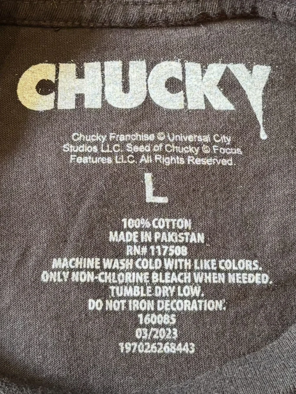 Chucky Black Short Sleeve 'Free Hugs' Graphic T-Shirt Youth Size Large